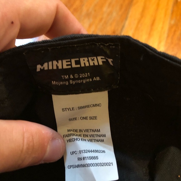 Minecraft Hat - Picture 4 of 4